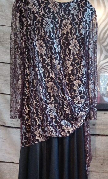 Vintage evening gown - Picture 10 of 15